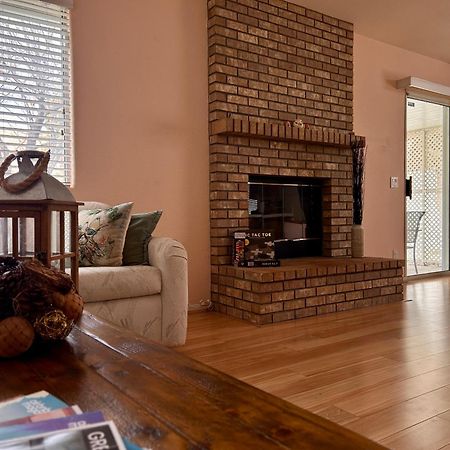Golden Saddle Suite With Tv And Private Bathroom Hemet Buitenkant foto
