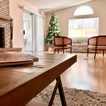 Golden Saddle Suite With Tv And Private Bathroom Hemet Buitenkant foto