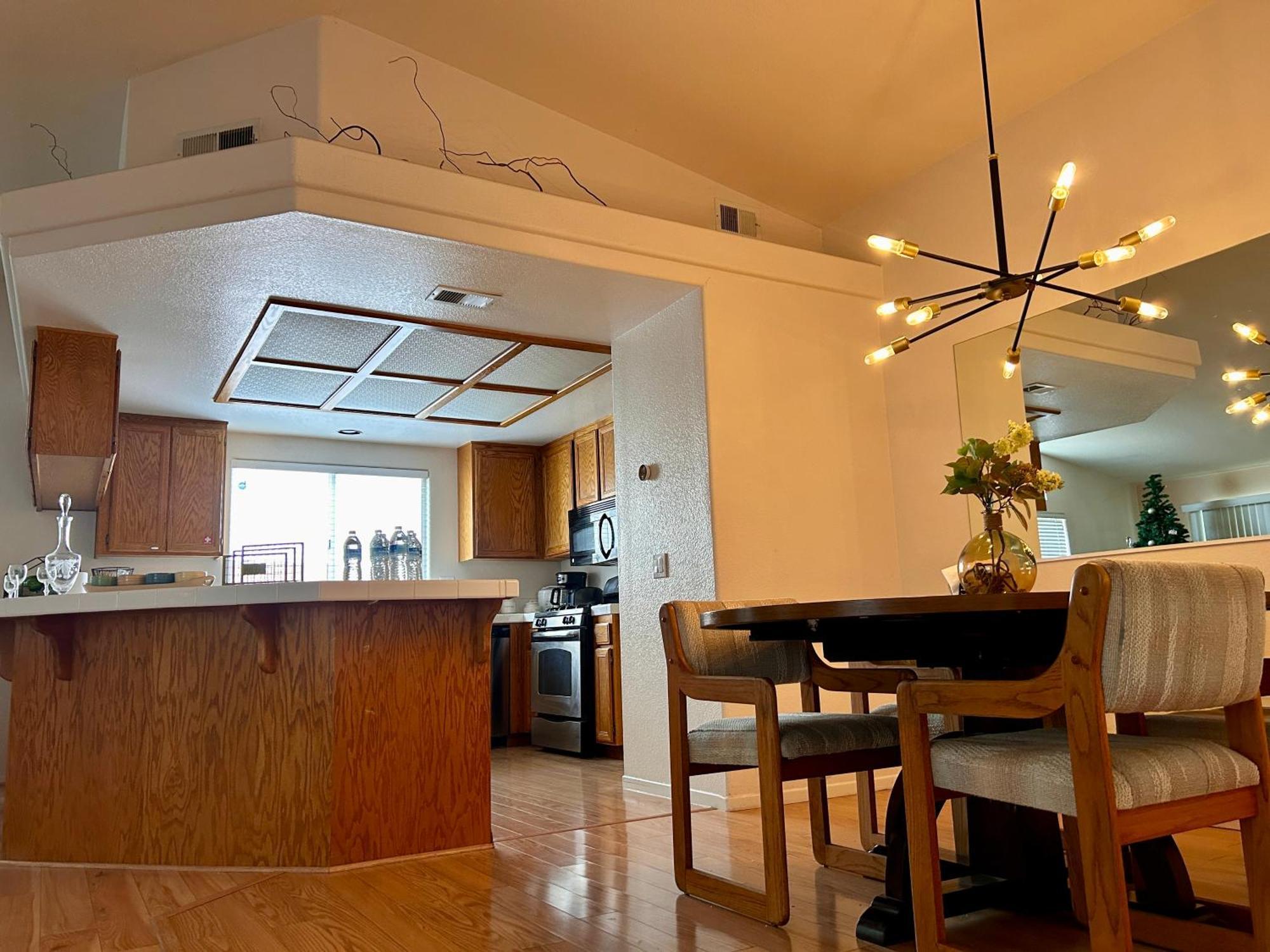 Golden Saddle Suite With Tv And Private Bathroom Hemet Buitenkant foto